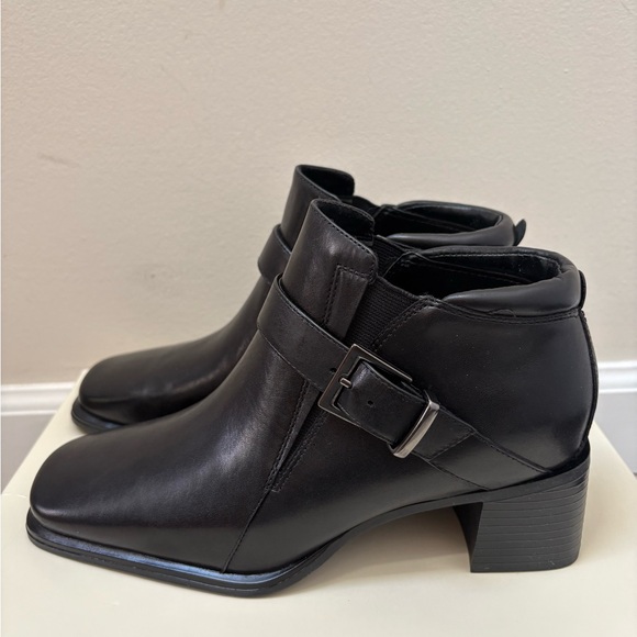 St. John's Bay Black Ankle Booties with Buckle - Picture 1 of 10
